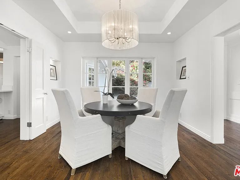 2761 Hutton Dr — Photo 8