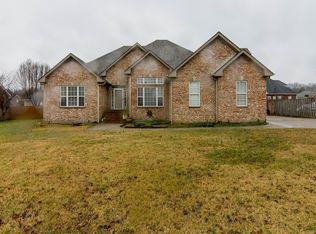1618 E Blairmont Dr, Lebanon, TN 37087