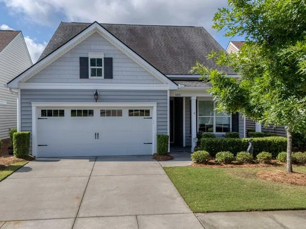 105 Harbor Trace Ln, Summerville, SC 29486