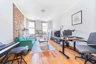 Rented by Living New York