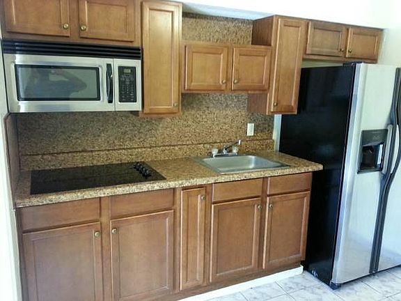 2nd image of 5825 NW 37th St