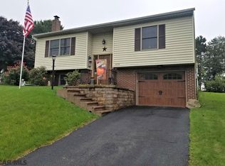 2528 Buchenhorst Rd, State College, PA 16801