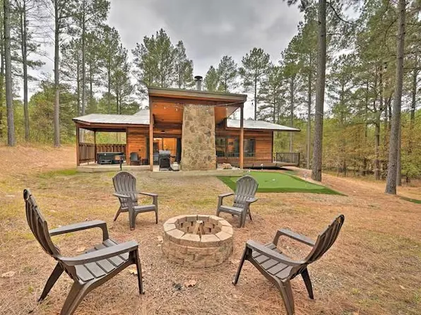67 Bent Pine Trl, Broken Bow, OK 74728