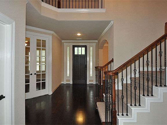 3rd image of 10610 Winding Green Dr