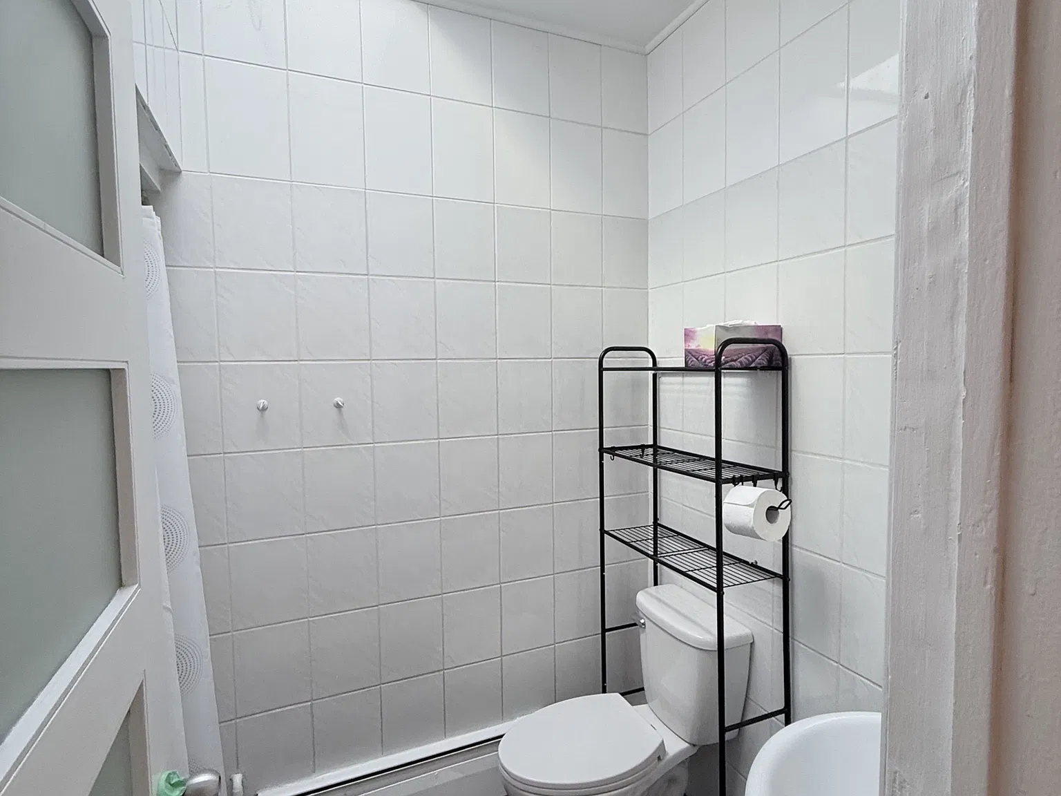 1 bed, $2,100 — Photo 4