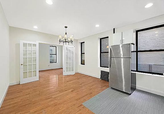3rd image of 533 W 158th St APT 51