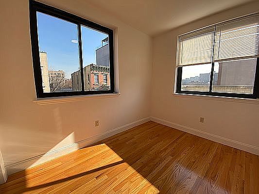 2nd image of 191 Humboldt St APT 8