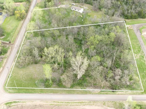 0 Nemaha Rd, Oskaloosa, KS 66066