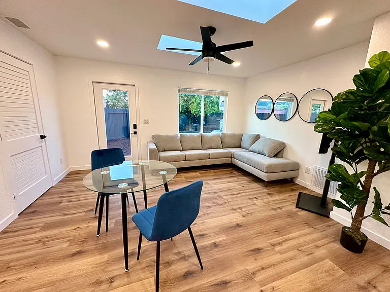 3234 Roberta Ln #2 — Photo 8
