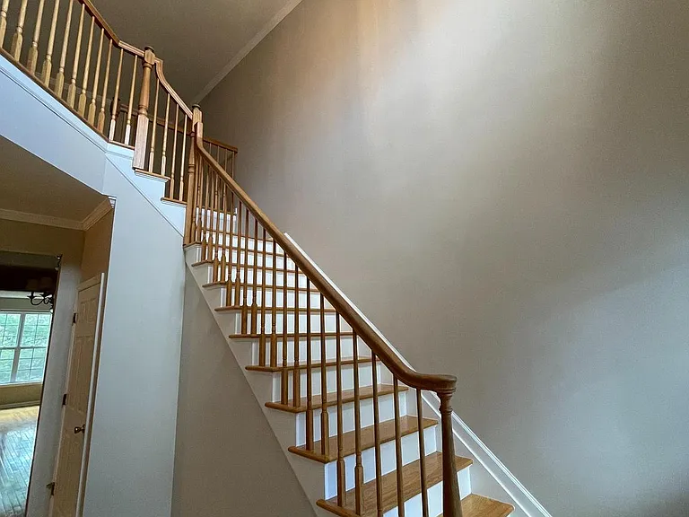 36 Hoover Ave — Photo 4