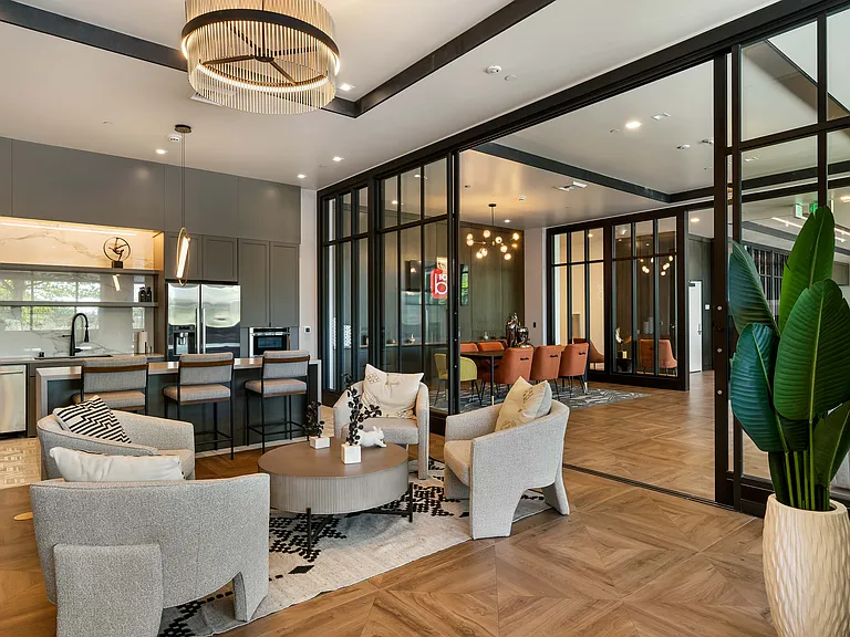 Bellevue 10 — Photo 12