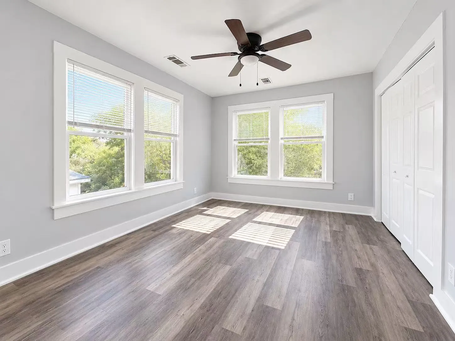 1 bed, 900 sqft, $1,200 — Photo 2