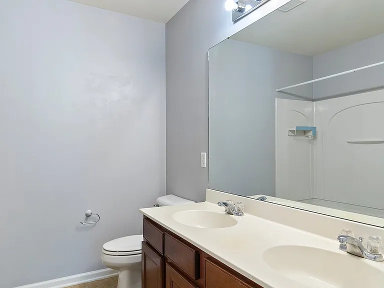 47 Glenwood Ct — Photo 25