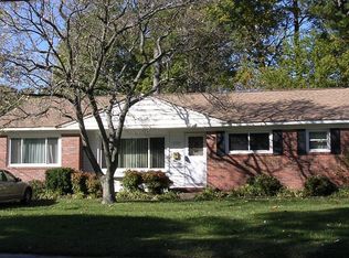 1710 Skyline Dr, Norfolk, VA 23518