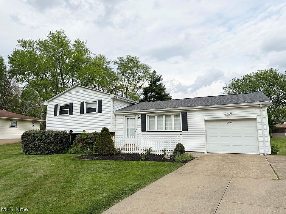 1st image of 7090 Hillridge Ave NE