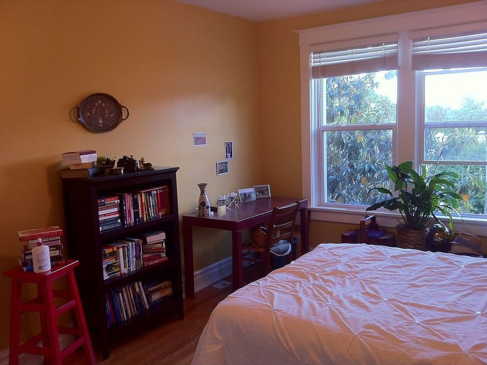 Cozy Bedroom