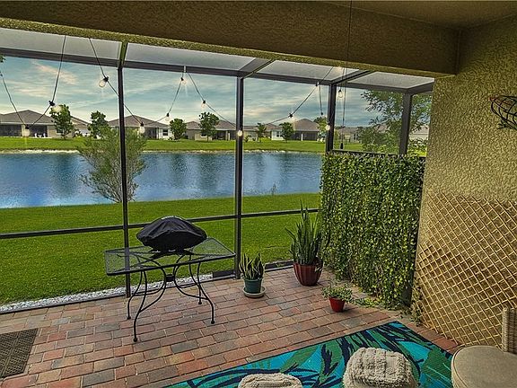 2nd image of 10741 Crossback Ln