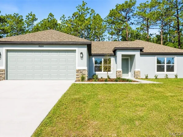 7032 N Foxdale Dr, Citrus Springs, FL 34434