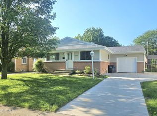 2831 E Glenn St, Toledo, OH 43613