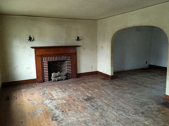 2nd image of 1408 Broadway