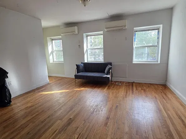 323A Pulaski St #3, Brooklyn, NY 11206