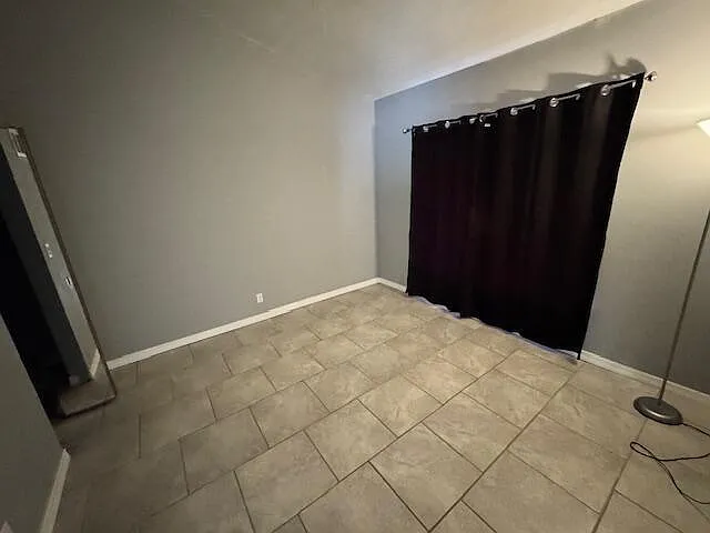 5202 Nutmeg Dr — Photo 32