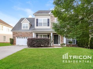 3215 Shadowy Retreat Dr, Matthews, NC 28104