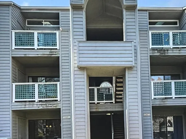 11739 Summerchase Cir #1739C, Reston, VA 20194