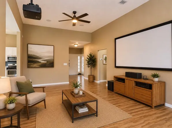 2922 Veva Dr, Pearland, TX 77584