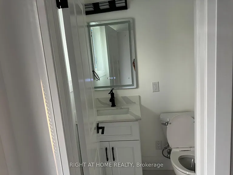 52 Sedgebrook Cres — Photo 15