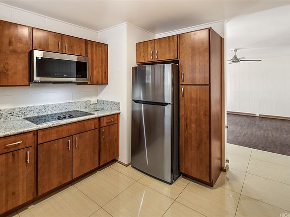 2nd image of 1329 Kaihee St APT B