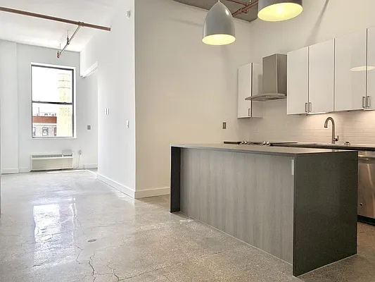 Rented by Bold Marketing | media 37