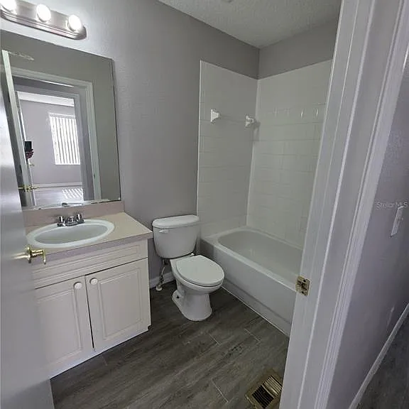406 Washington Palm Loop — Photo 12
