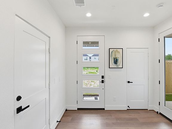 3rd image of 7710 Earl Rudder Way