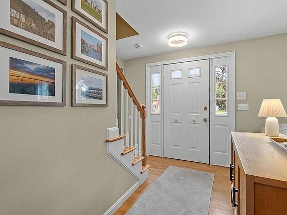 3rd image of 12 Enwright Way