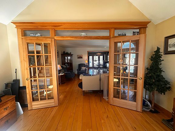 4th image of 88 Sweet Road