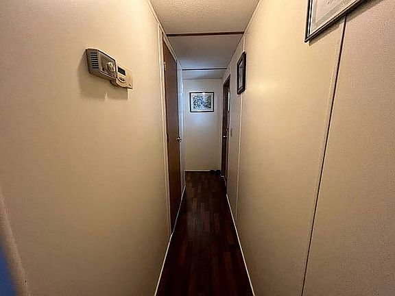 5th image of 418 Tulip Dr