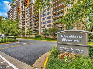 3713 George Mason Dr #904W, Falls Church, VA