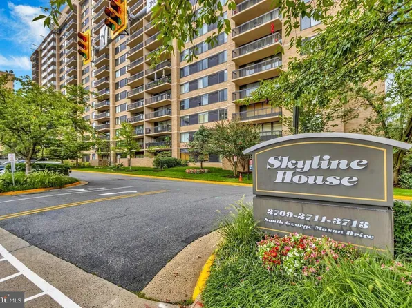 3709 S George Mason Dr E #1107, Falls Church, VA 22041