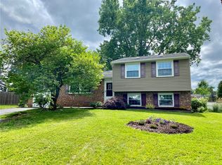 14 Close Hollow Dr, Hamlin, NY 14464