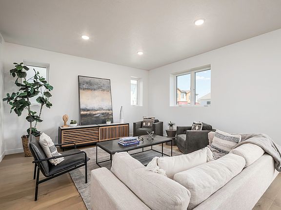 4th image of 266 Waters Ln #229