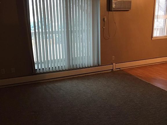 5th image of 1033 County Road D E APT 204