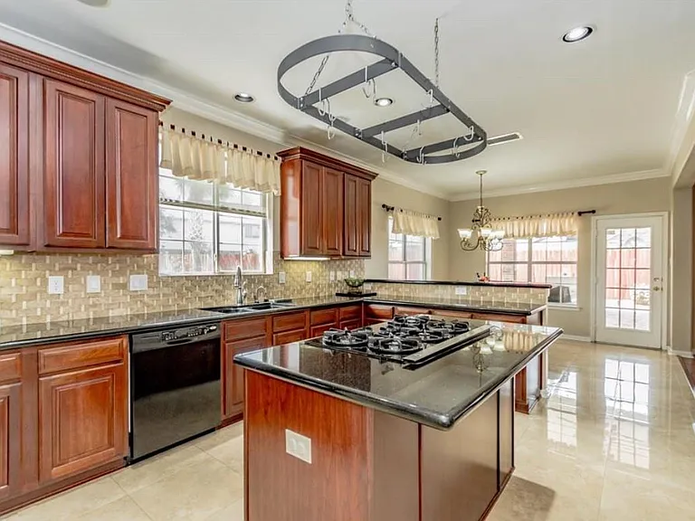 303 N Elder Grove Dr — Photo 9