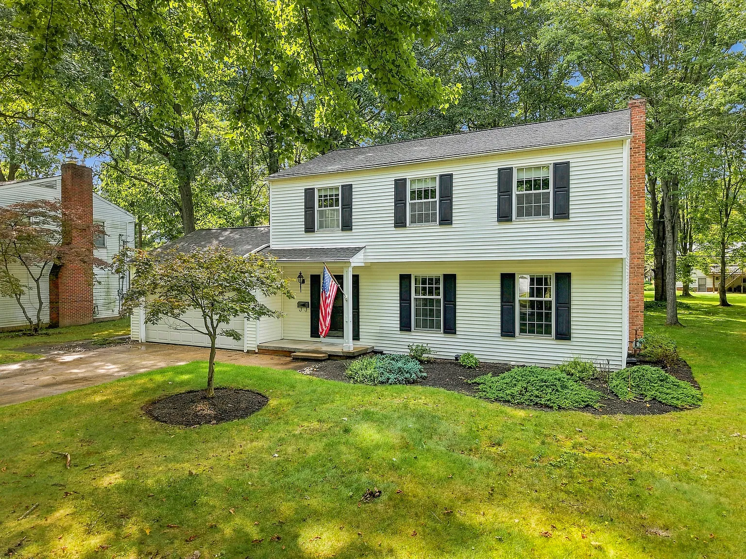 4 bed, 2.5 bath, 1802 sqft, $2,800 — Photo 2