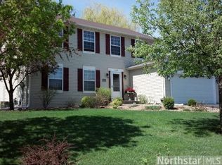 8569 Woodland Curv, Saint Bonifacius, MN 55375