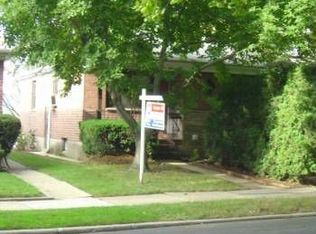 15123 Bayside Ave, Flushing, NY 11354
