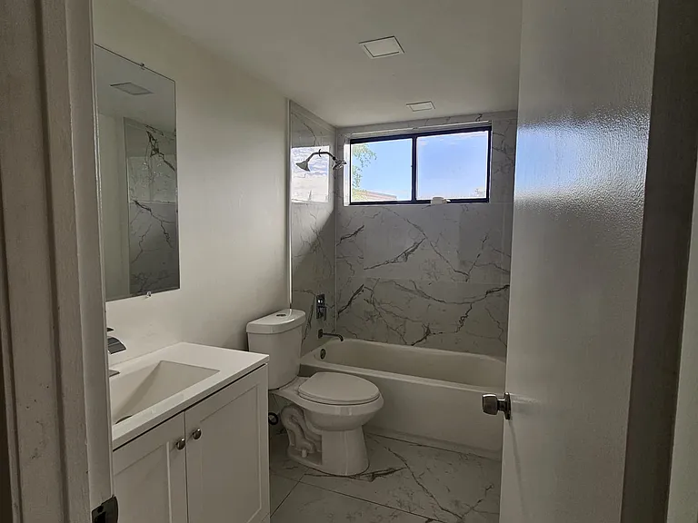 461 Ives Dairy Rd #4062 — Photo 31