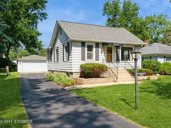 4728 Schwartz Ave, Lisle, IL 60532