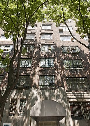 5th image of 35 W 90th St #1C