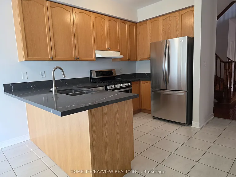 33 Aikenhead Ave — Photo 9